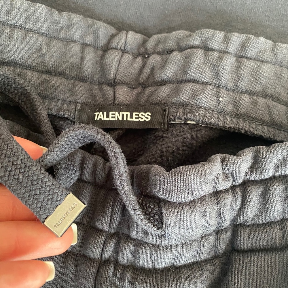 TALENTLESS sweat set - Picture 3 of 5